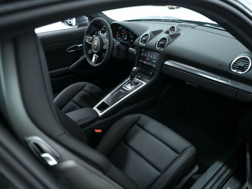 Porsche Boxster 2023