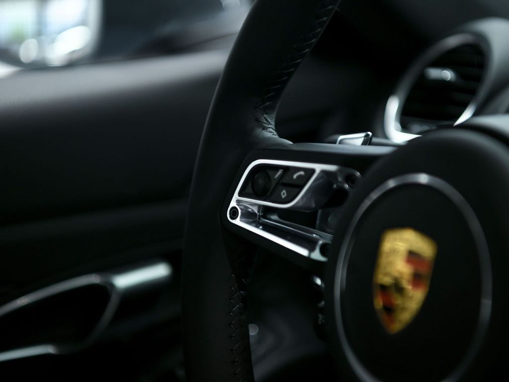 Porsche Boxster 2023