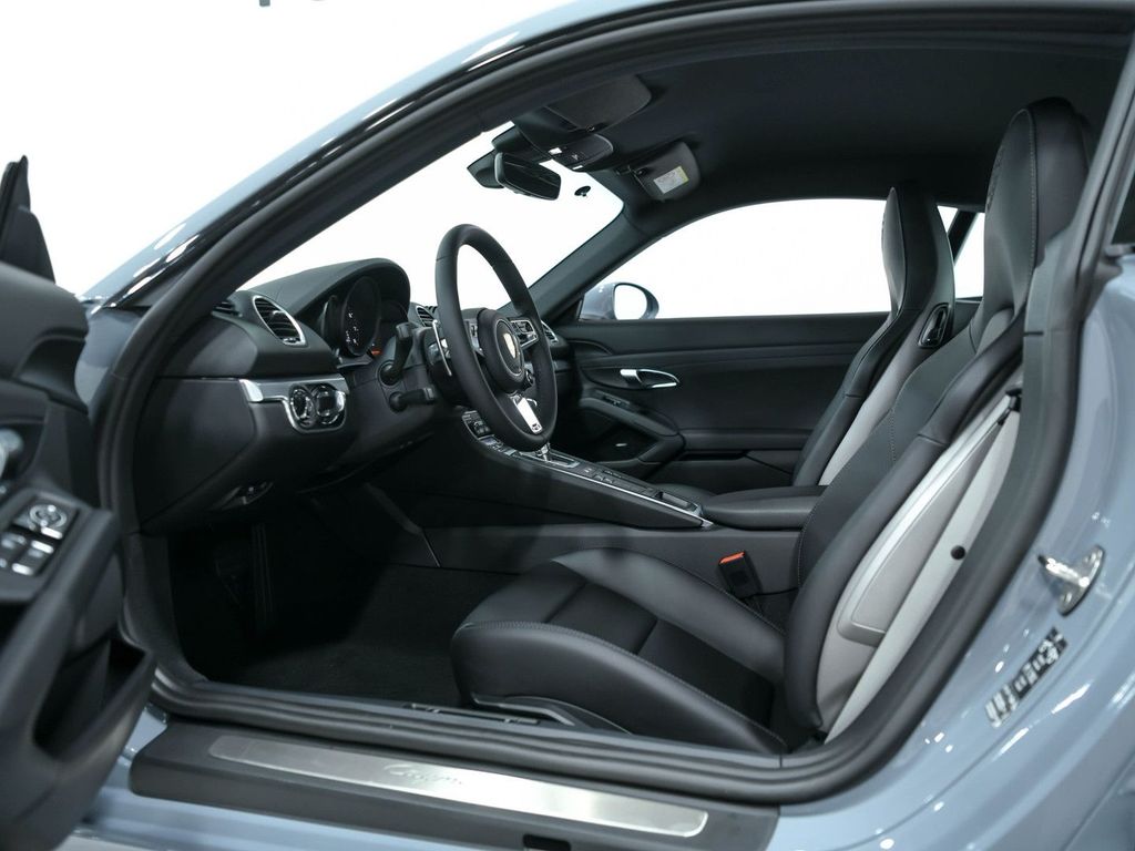 Porsche Boxster 2023