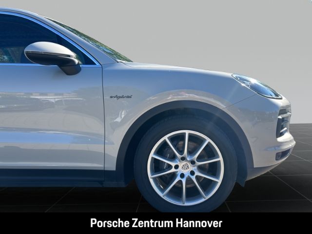 Porsche Cayenne 2021