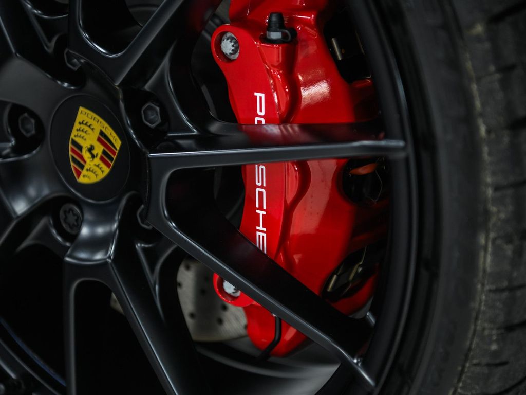 Porsche Boxster 2025