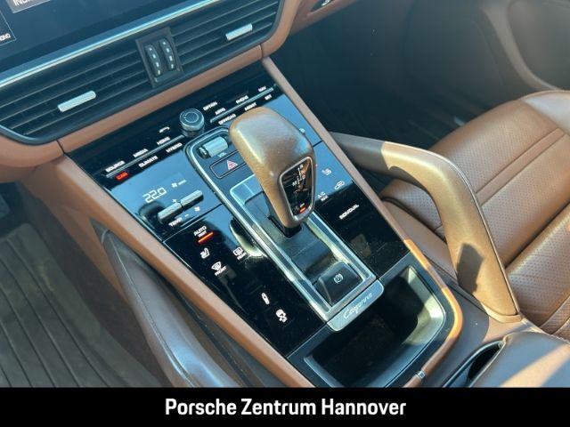 Porsche Cayenne 2021