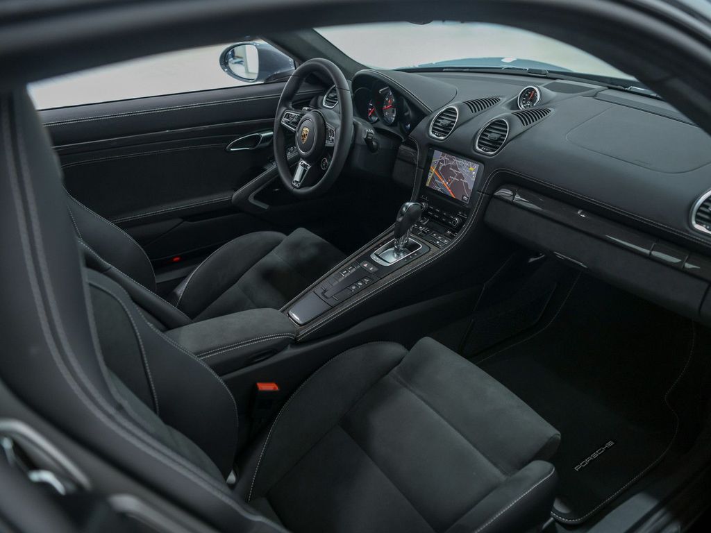 Porsche Boxster 2025