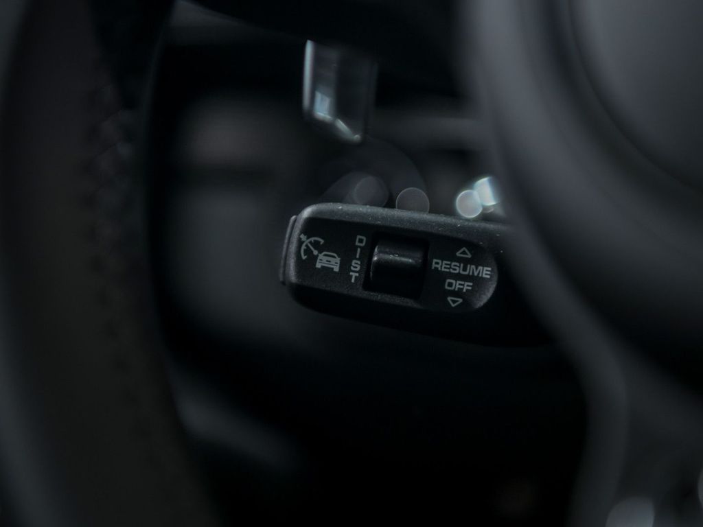 Porsche Boxster 2025