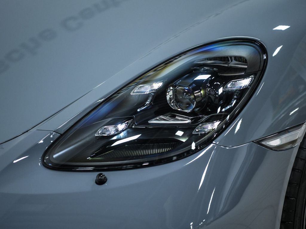 Porsche Boxster 2025