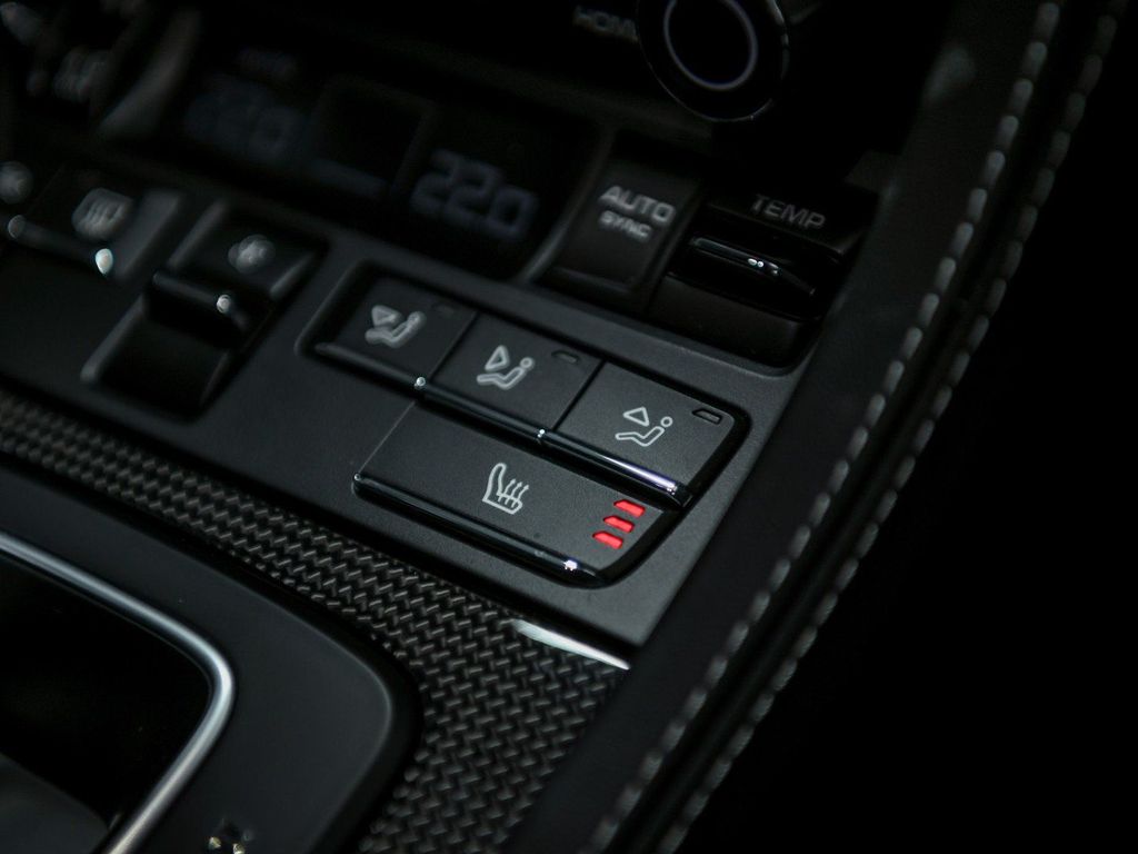 Porsche Boxster 2025