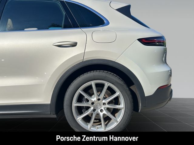 Porsche Cayenne 2021