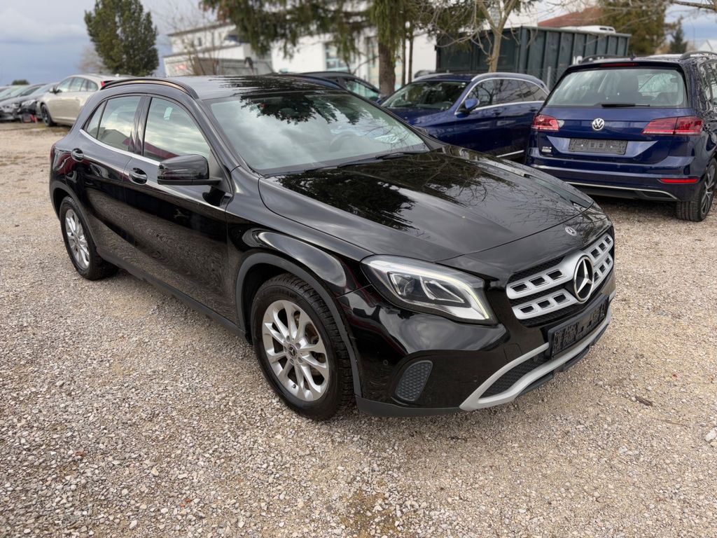 Mercedes-Benz GLA 180 2019