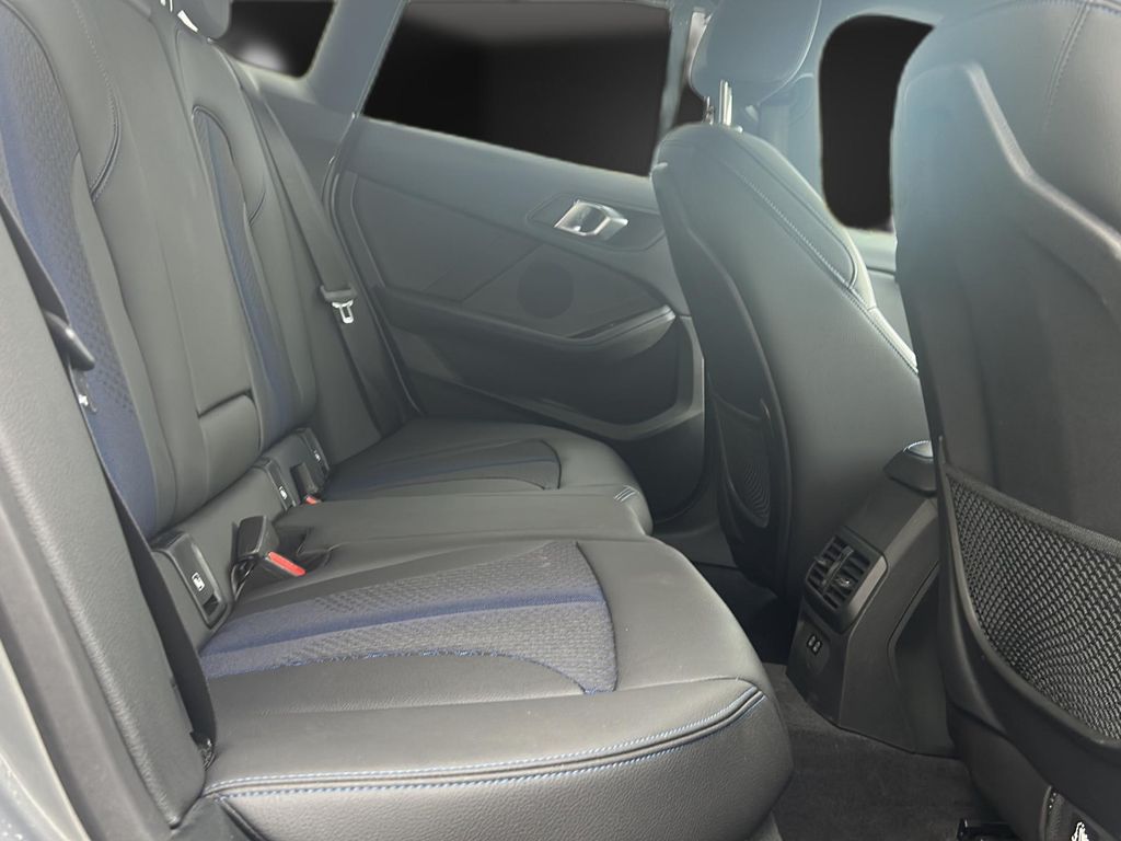 BMW 218 Gran Coupé 2024