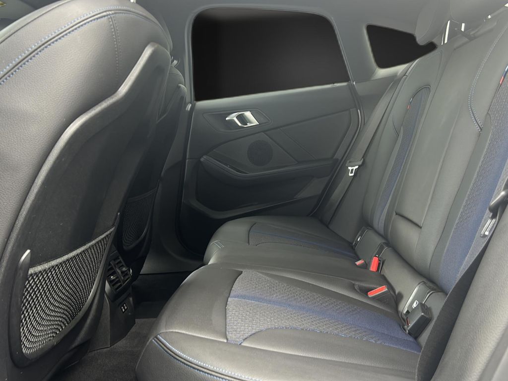 BMW 218 Gran Coupé 2024