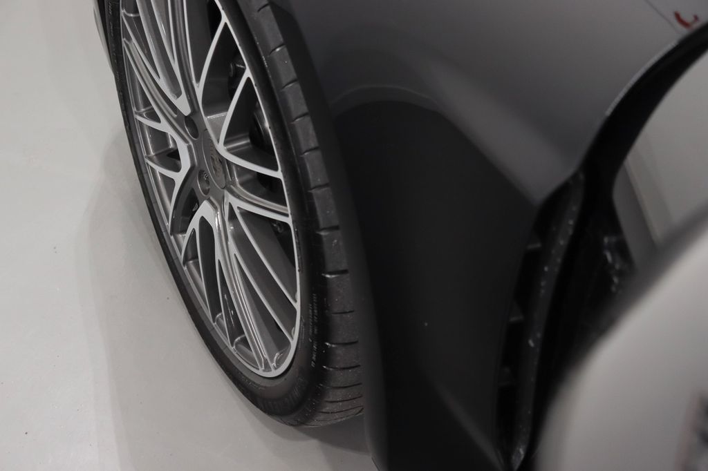 Porsche Panamera 2024