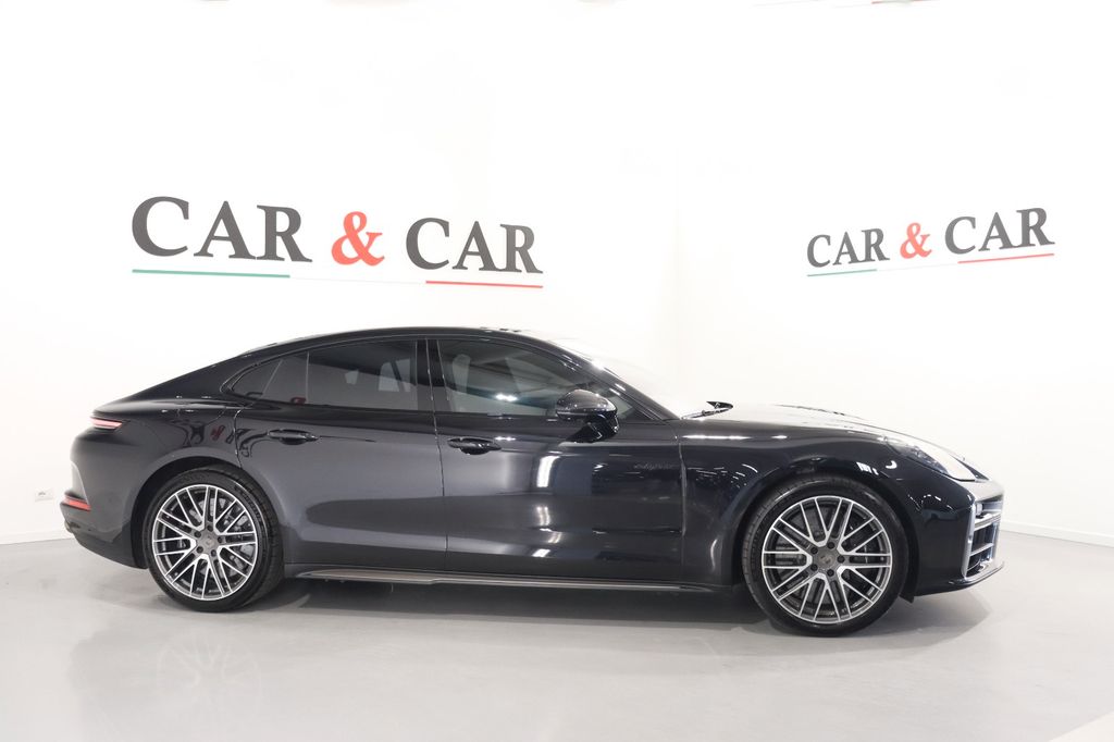 Porsche Panamera 2024