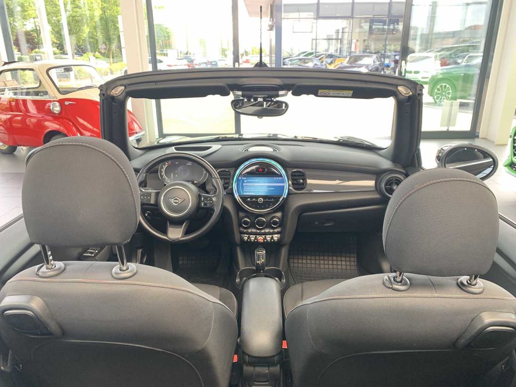 MINI Cooper Cabrio 2021