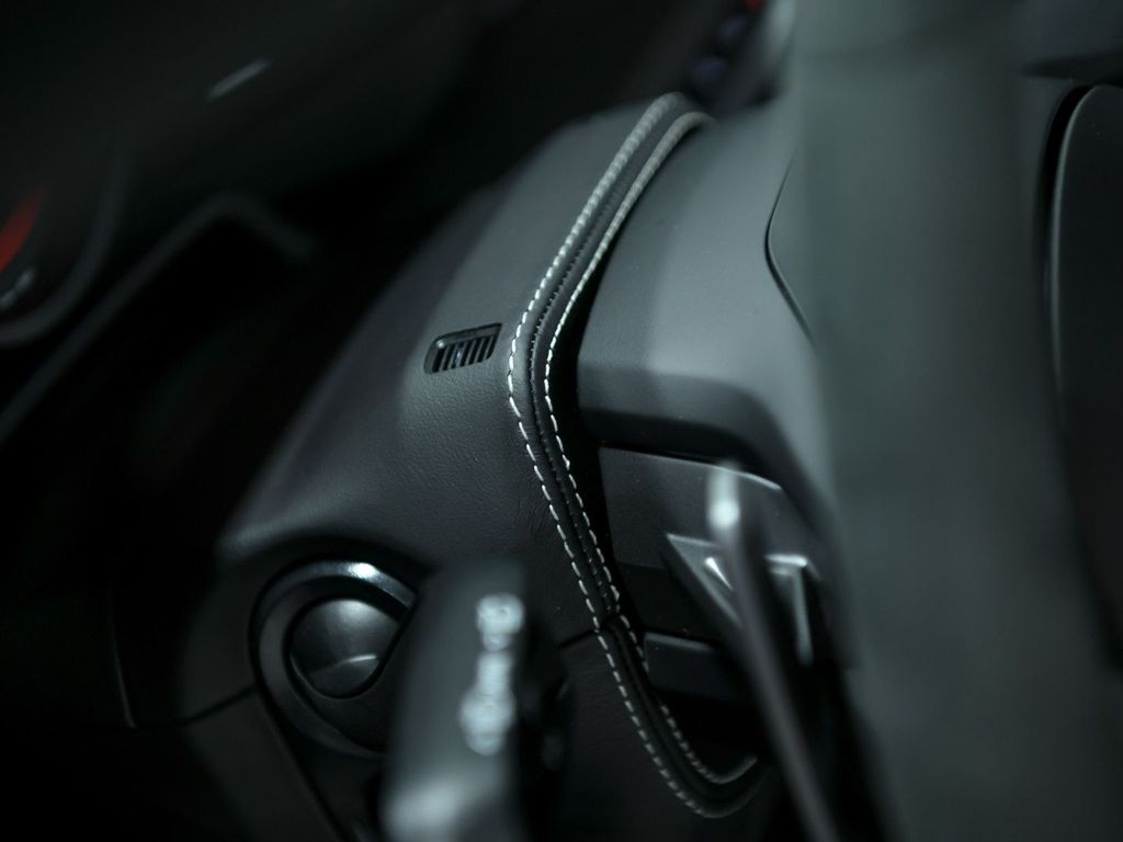 Porsche 992 2025