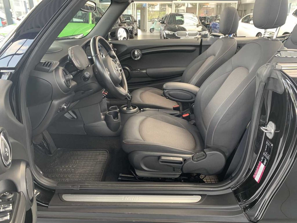 MINI Cooper Cabrio 2021