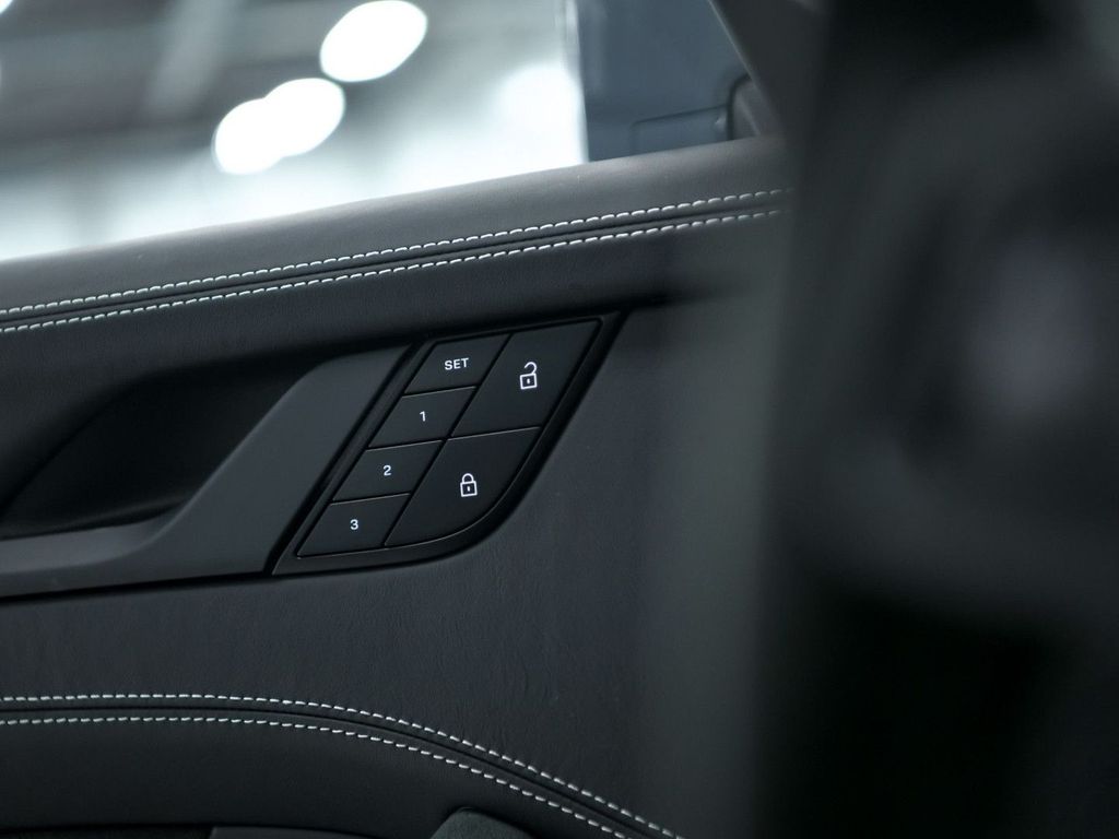 Porsche 992 2025