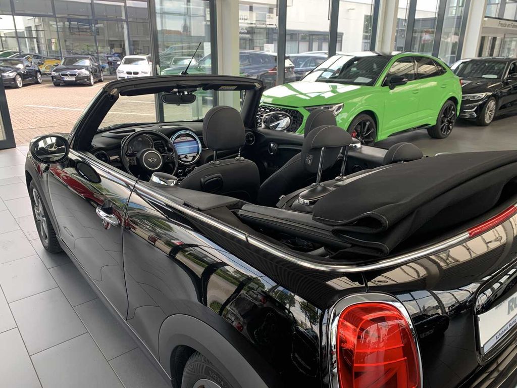MINI Cooper Cabrio 2021