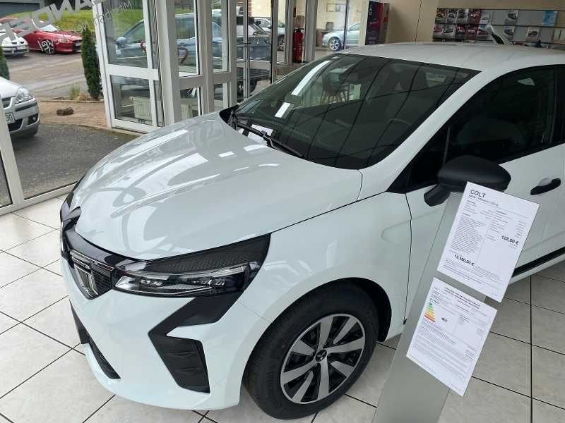Mitsubishi Colt 2025