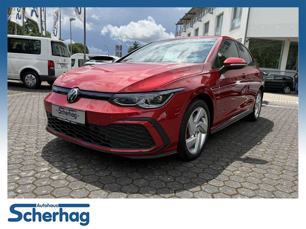 Volkswagen Golf 2021