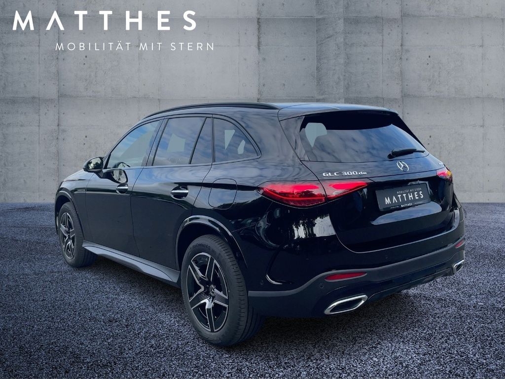 Mercedes-Benz GLC 300 2025