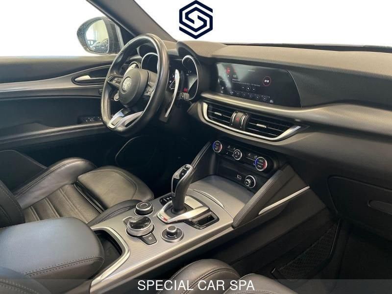 Alfa Romeo Stelvio 2021