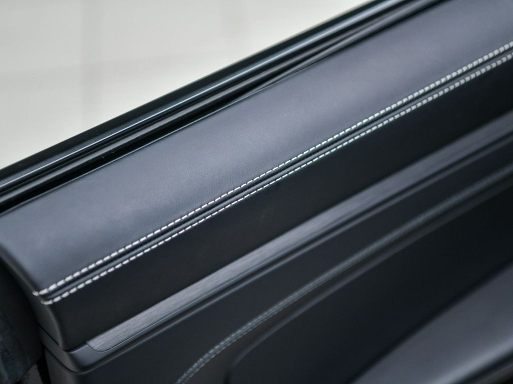 Porsche 992 2025
