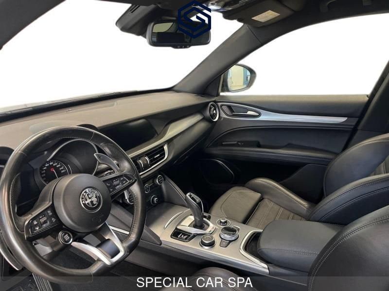 Alfa Romeo Stelvio 2021