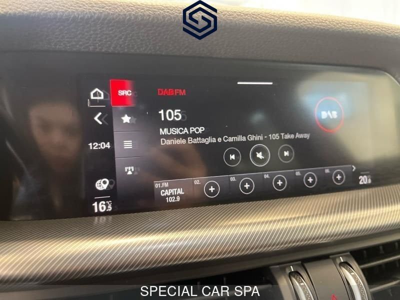 Alfa Romeo Stelvio 2021