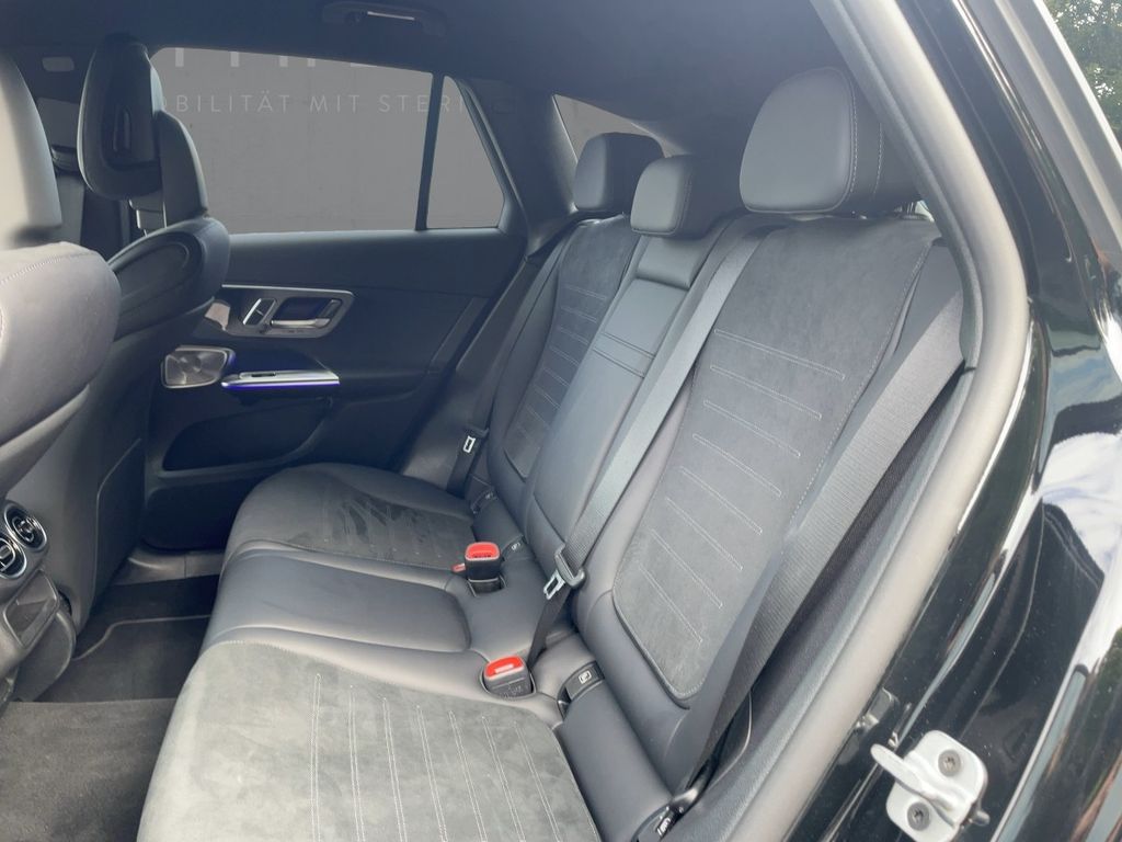 Mercedes-Benz GLC 300 2025