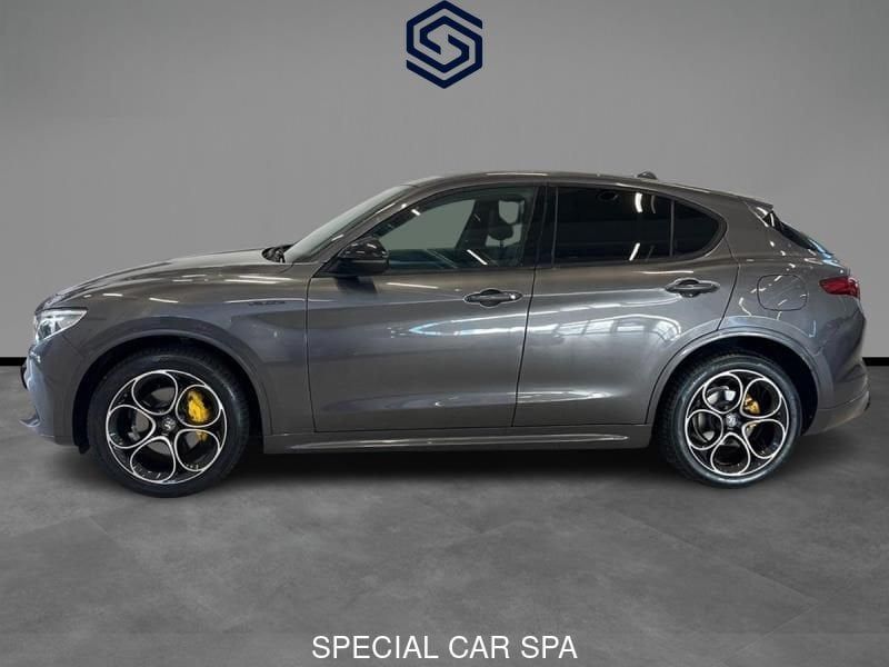Alfa Romeo Stelvio 2021