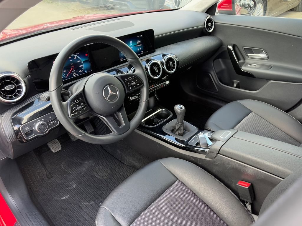 Mercedes-Benz CLA 180 2019