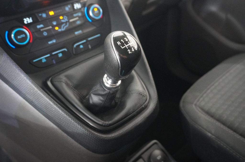 Ford Tourneo Connect 2022