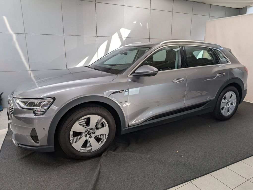 Audi e-tron 2022