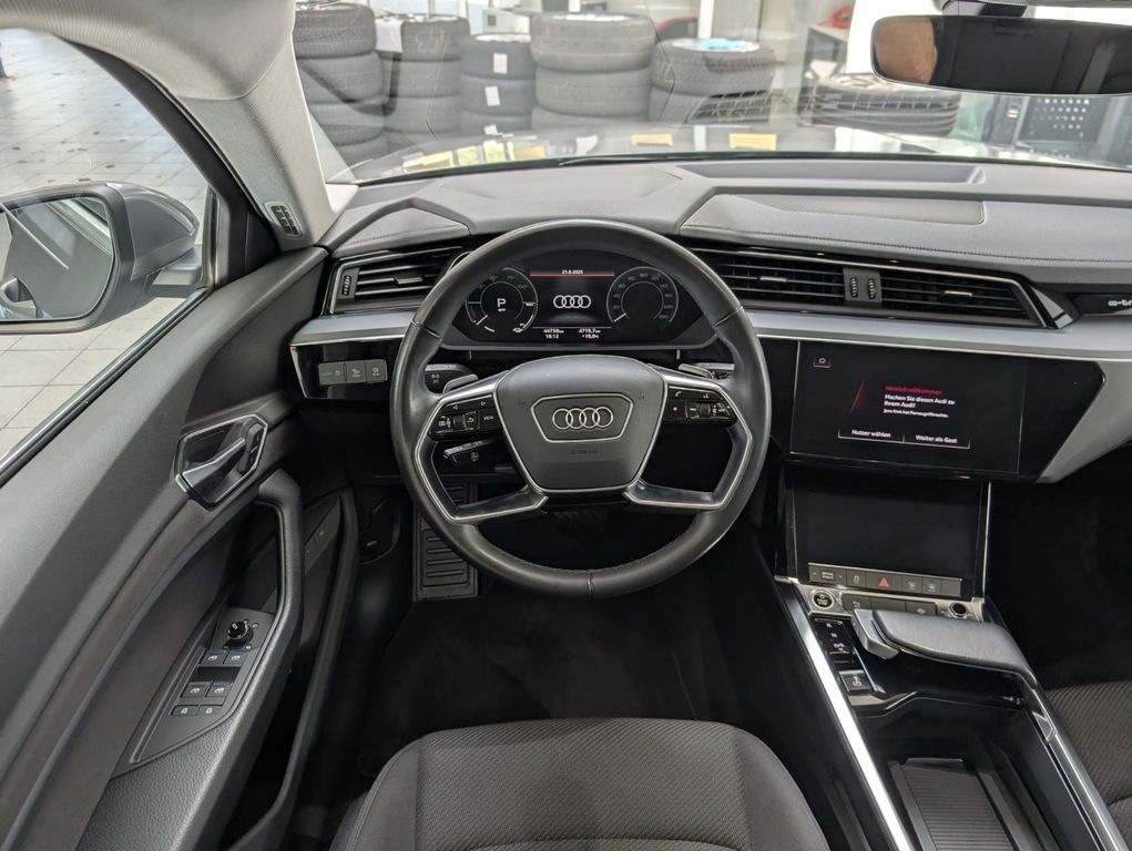 Audi e-tron 2022