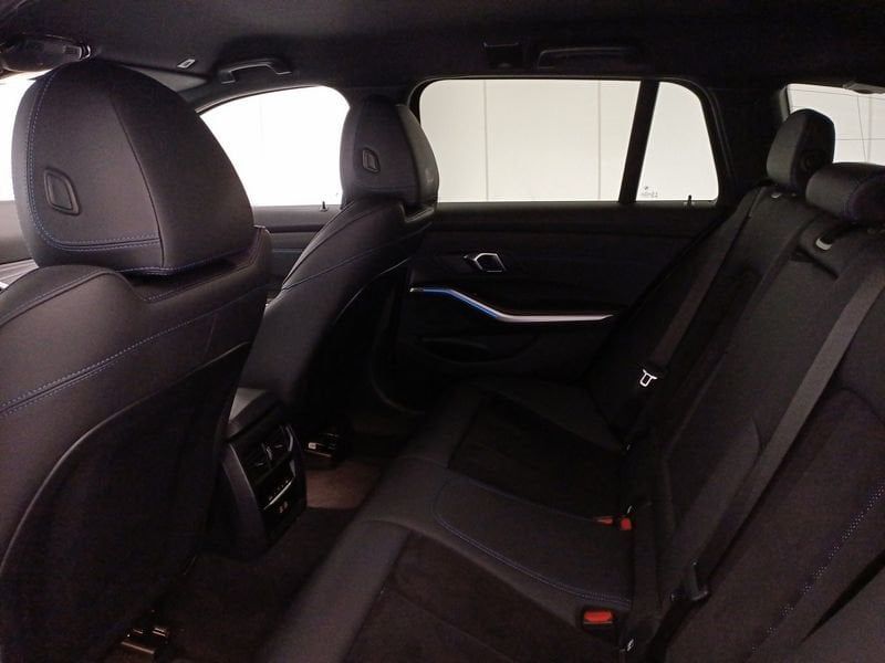 BMW 320 2023