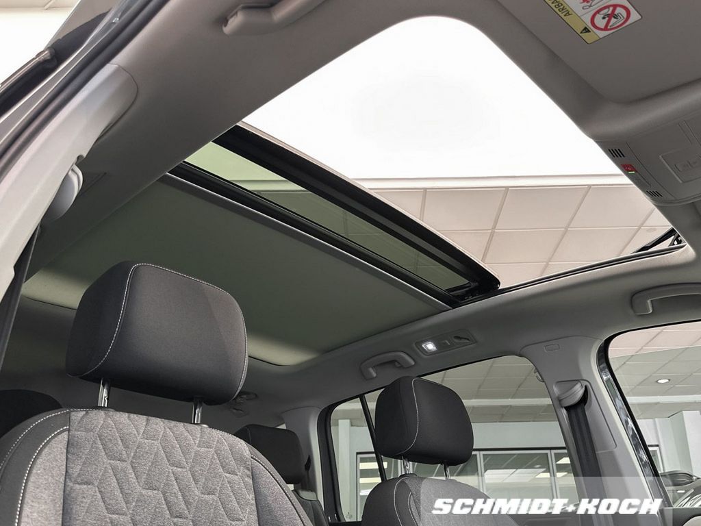 Volkswagen Touran 2025