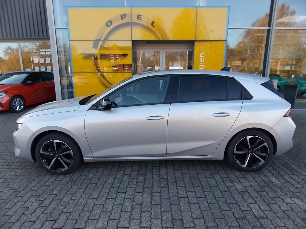 Opel Astra 2023