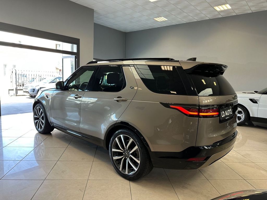 Land Rover Discovery 2021