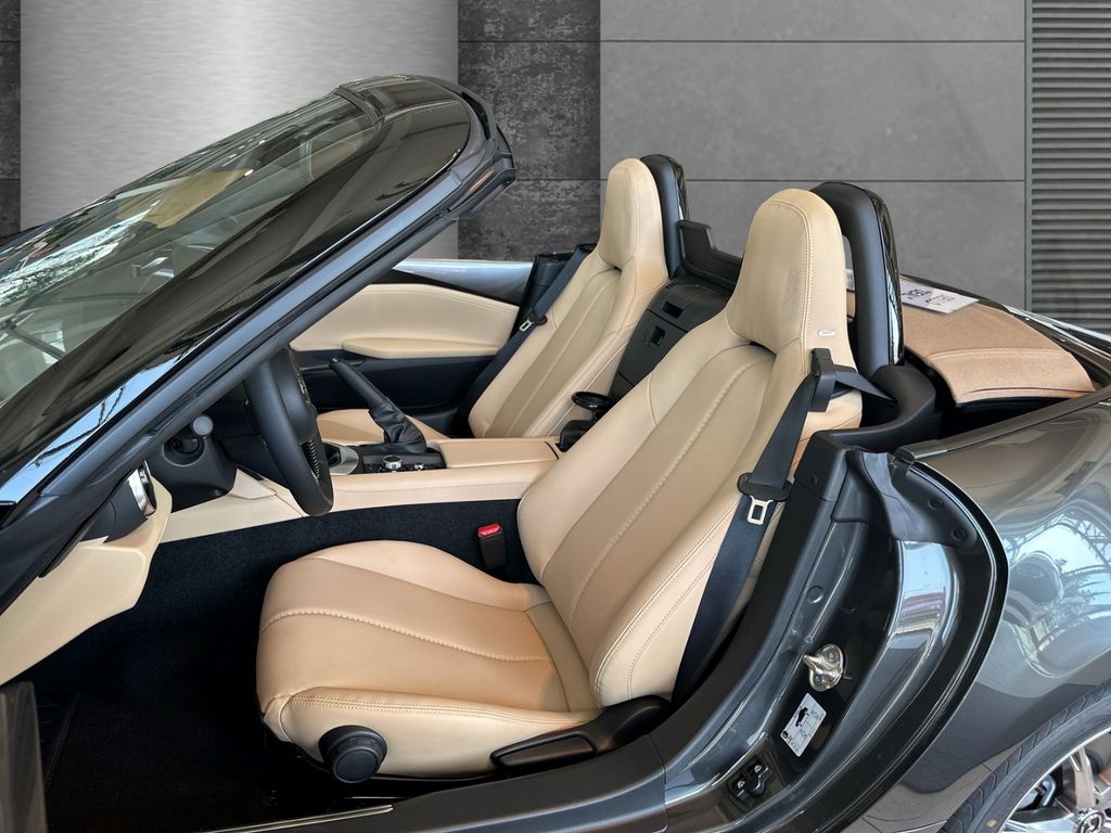 Mazda MX-5 2025