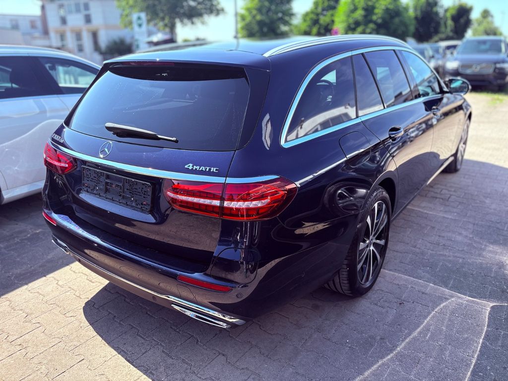 Mercedes-Benz E 300 2021