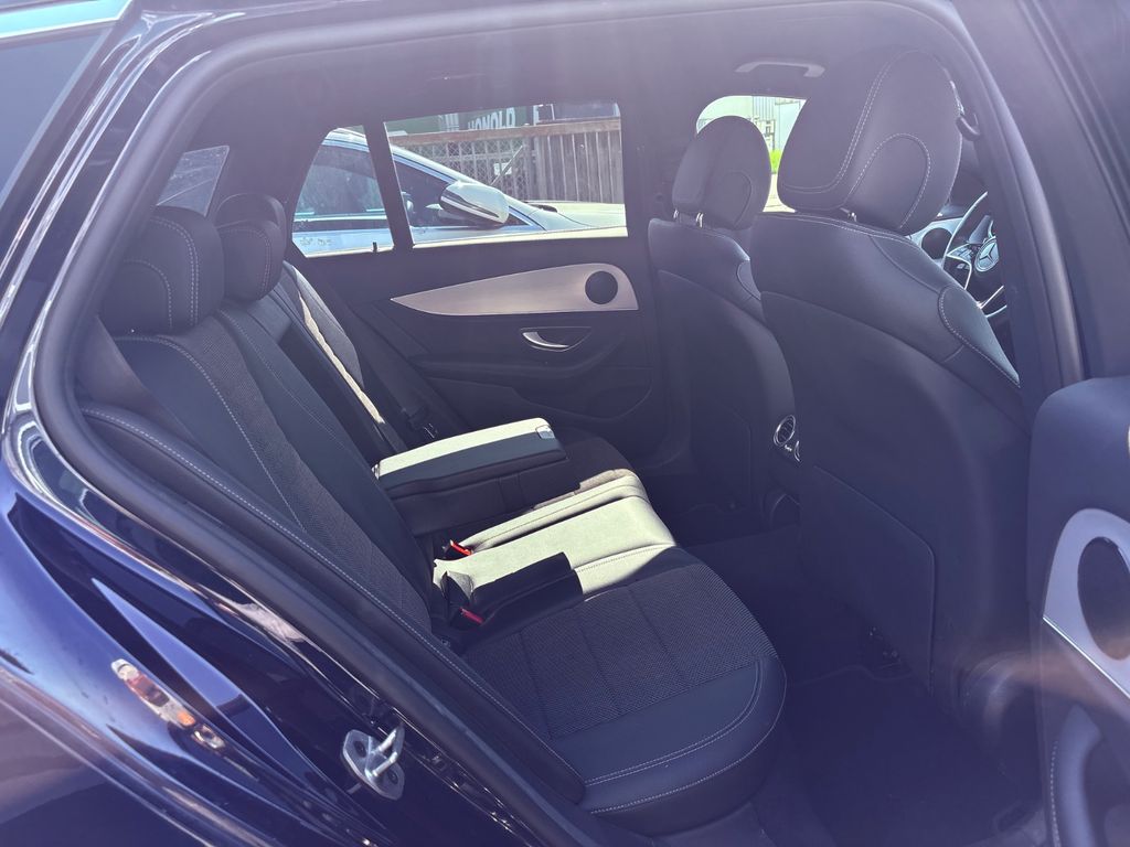 Mercedes-Benz E 300 2021