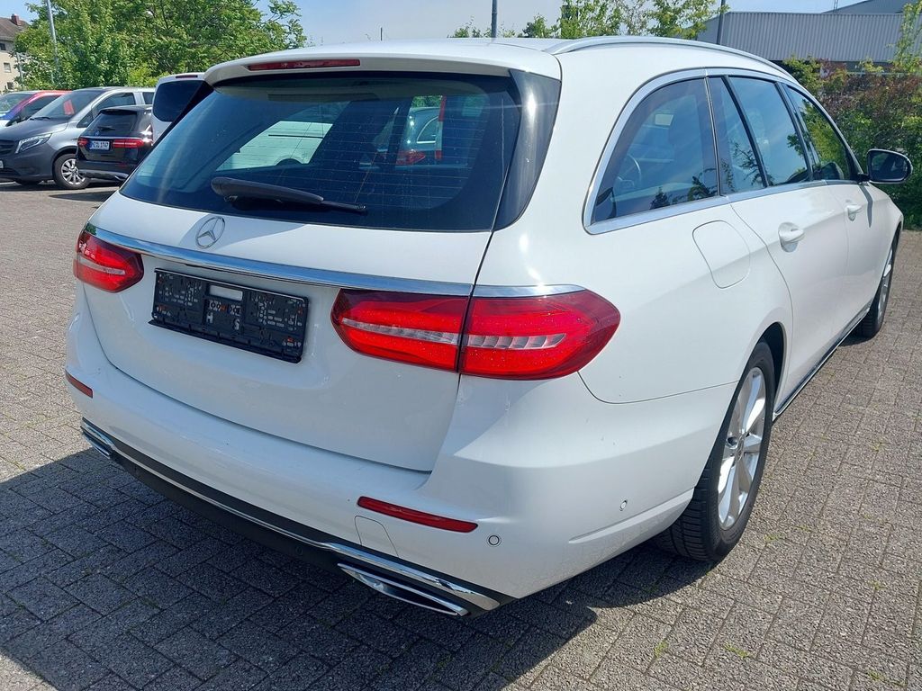 Mercedes-Benz E 200 2019