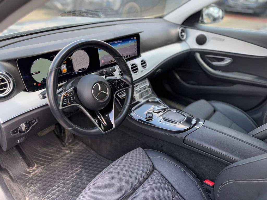 Mercedes-Benz E 220 2021