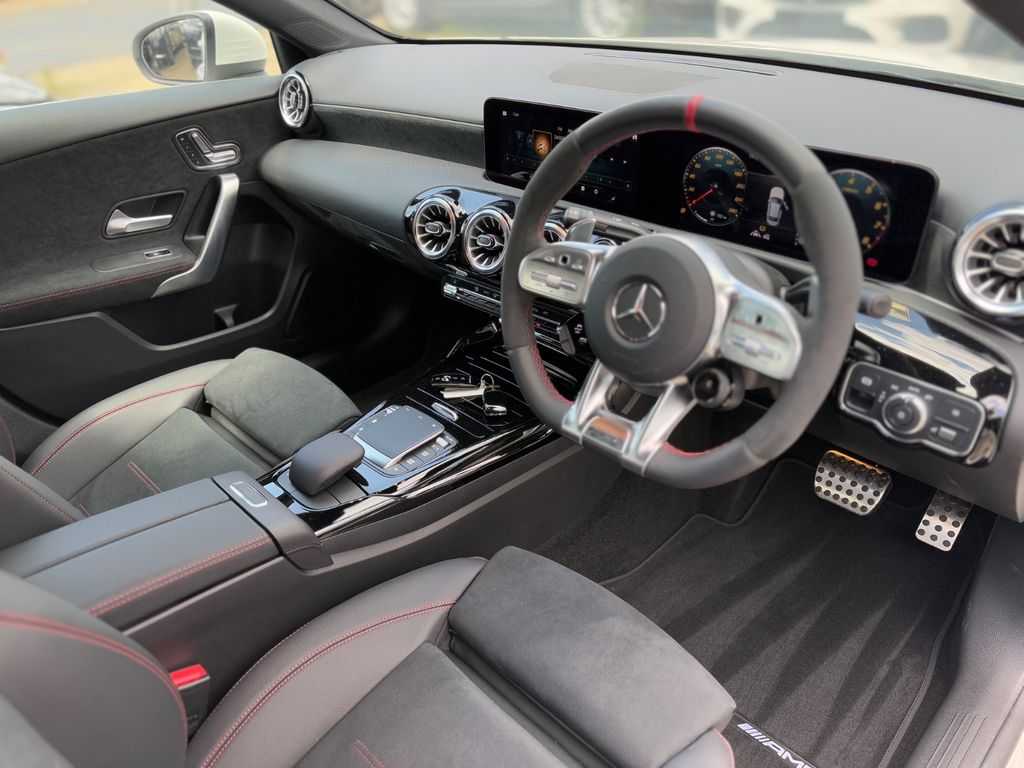 Mercedes-Benz A 35 AMG