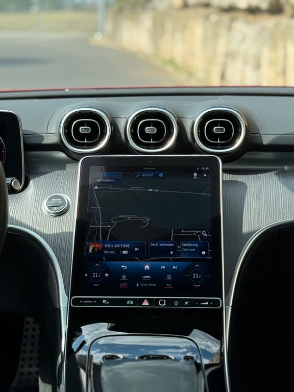 Mercedes-Benz C 300 2023