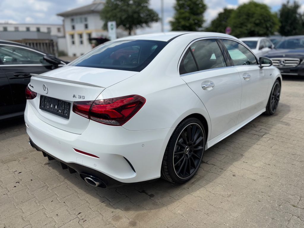 Mercedes-Benz A 35 AMG