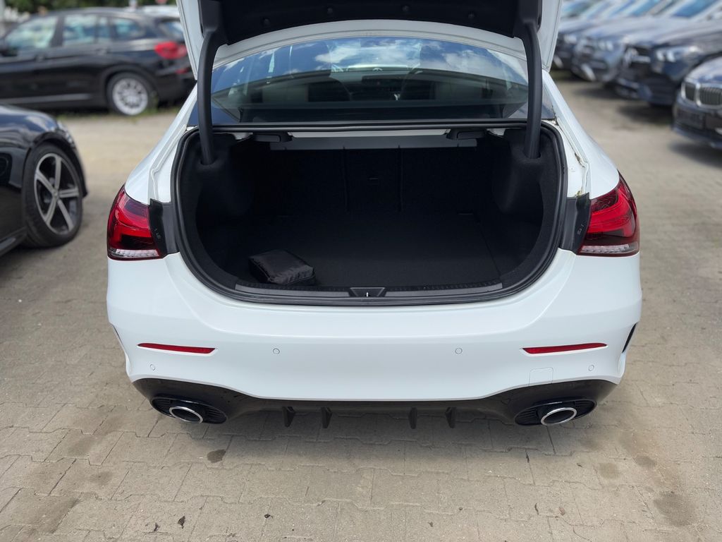 Mercedes-Benz A 35 AMG