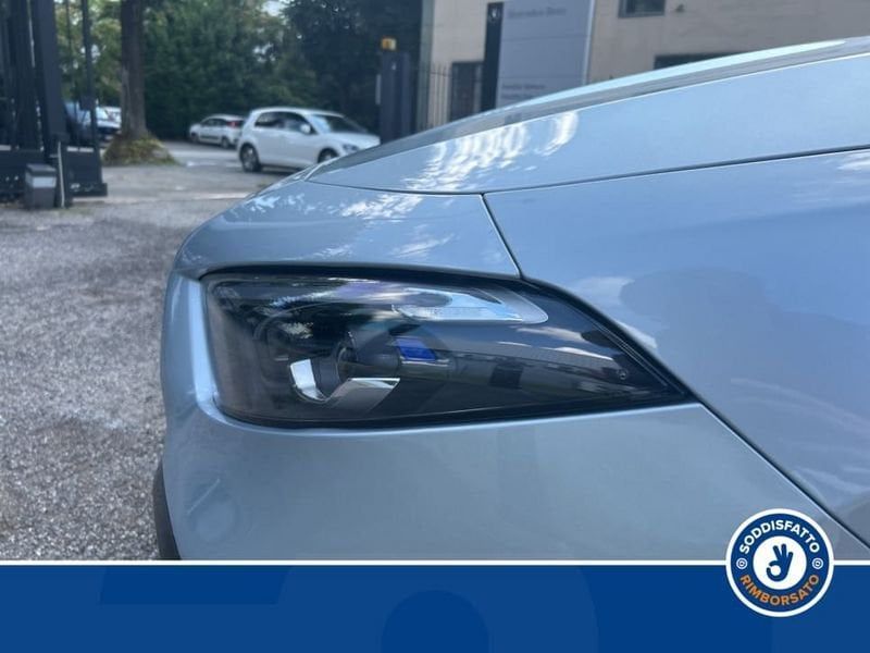 Mercedes-Benz A 180 2025