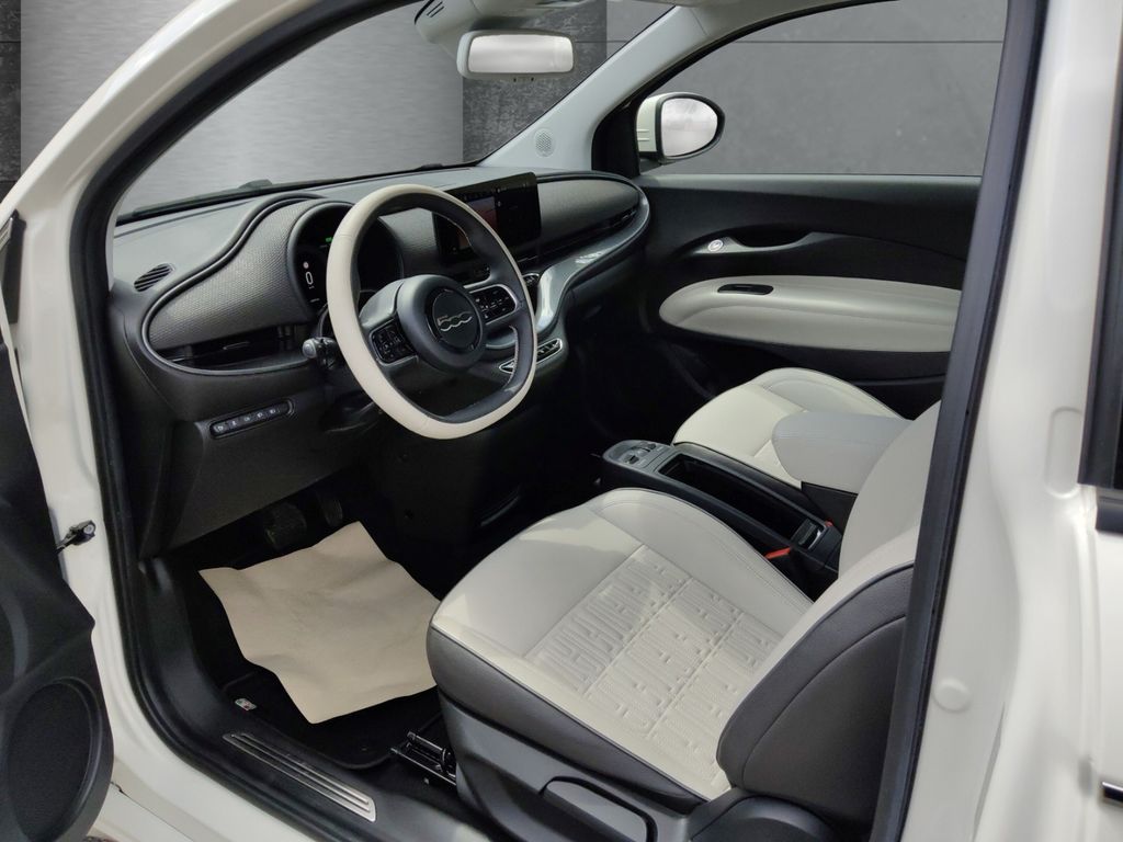 Fiat 500e 2023