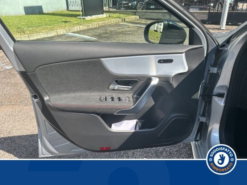 Mercedes-Benz A 180 2025